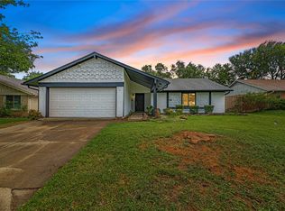 2004 Shenandoah Dr, Carrollton, TX 75007