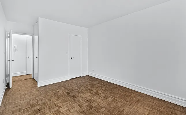 Rented by Mirador Real Estate | media 5