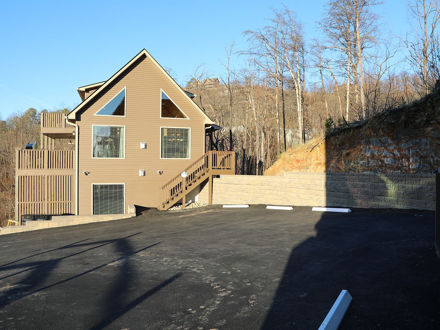 890 Sourwood Dr, Gatlinburg, TN 37738 Zillow