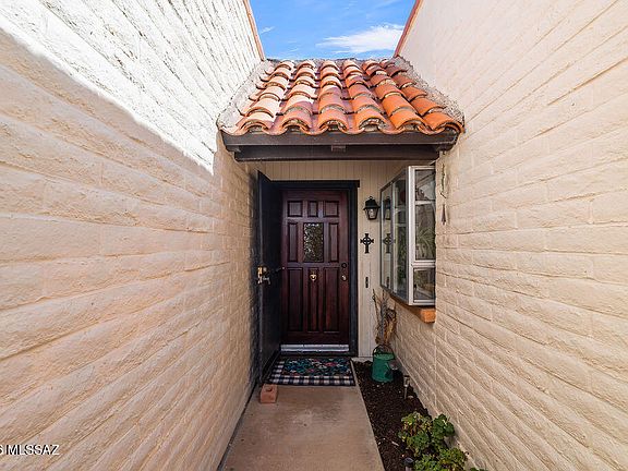 5th image of 1366 W Calle Mendoza