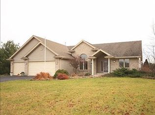 1422 Wild Doe Close, Rockford, IL