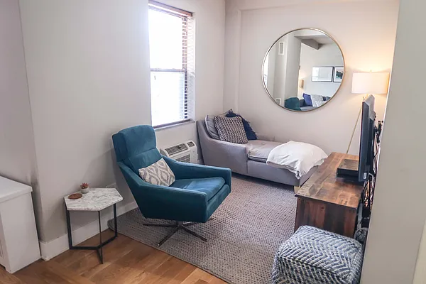 Rented by Maz Group NY | media 5