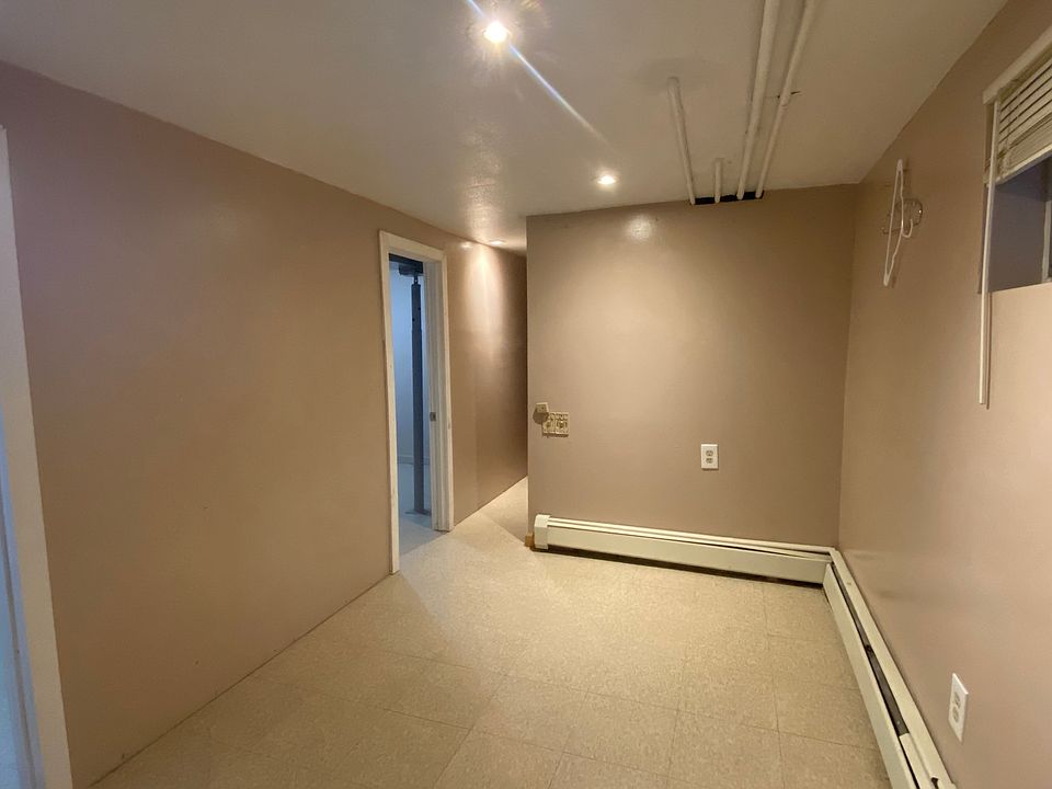 1st image of 1429 Hollywood Ave