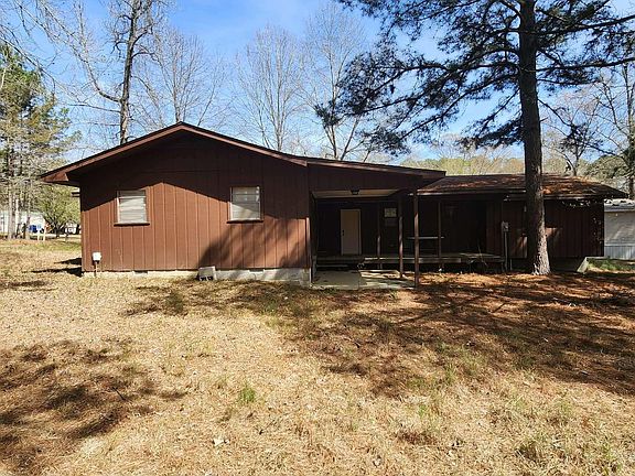 2nd image of 149 Pine Ridge Ln