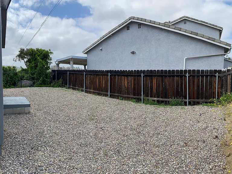 1846 Penasco Rd — Photo 14