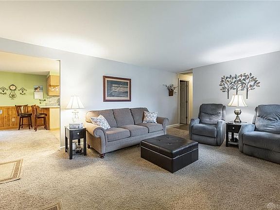 5th image of 7600 Berchman Dr