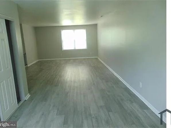 24 Hopewell Ln #B, Sicklerville, NJ