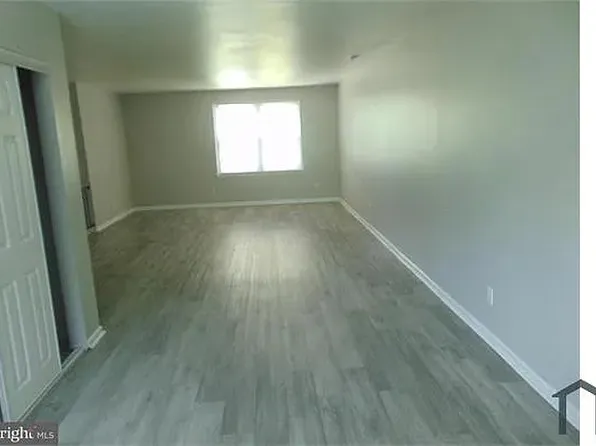 24 Hopewell Ln #B, Sicklerville, NJ 08081