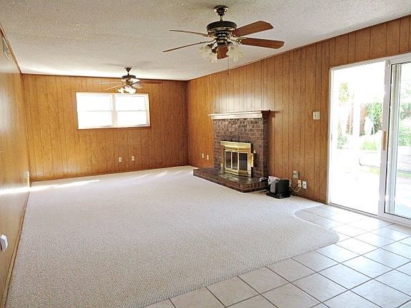 5th image of 3965 Dumont Dr