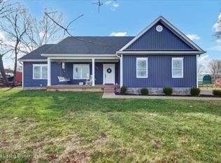 915 Stringer Ln, Mount Washington, KY 40047