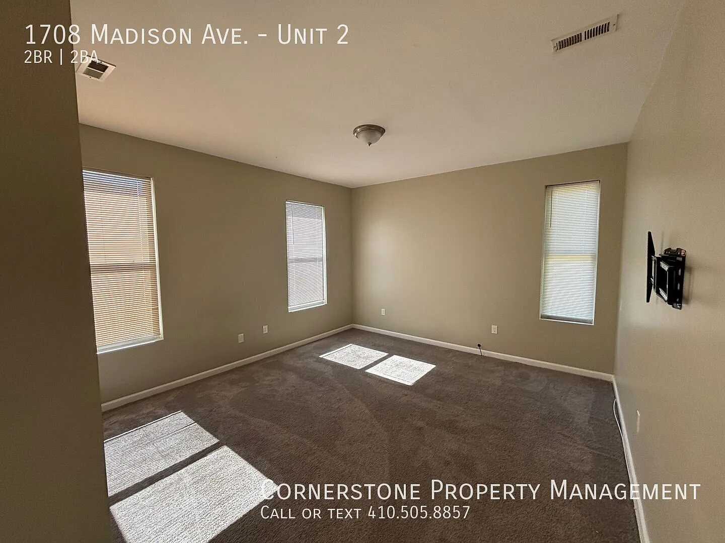 2 Bed 2 Bath with Large Living Room | $1650 | 1708 Madison Ave Unit 2 Baltimore, MD 21217 — Photo 3