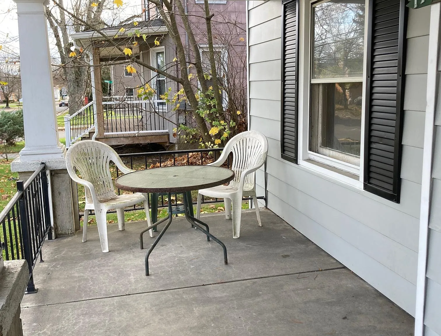 1189 W Main St — Photo 2