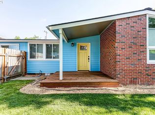 990 W 18th Ave, Eugene, OR 97402