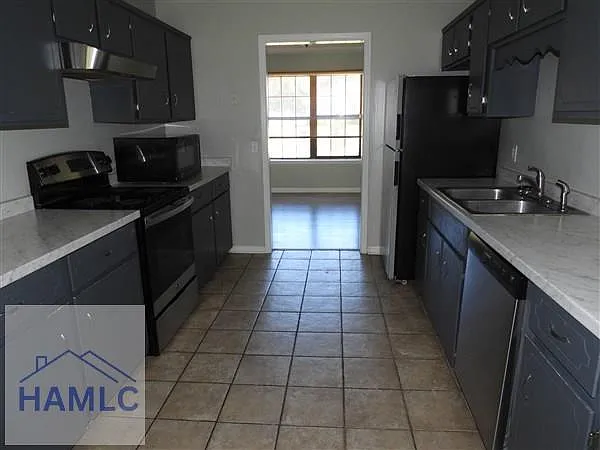 355 McCumber Dr — Photo 10