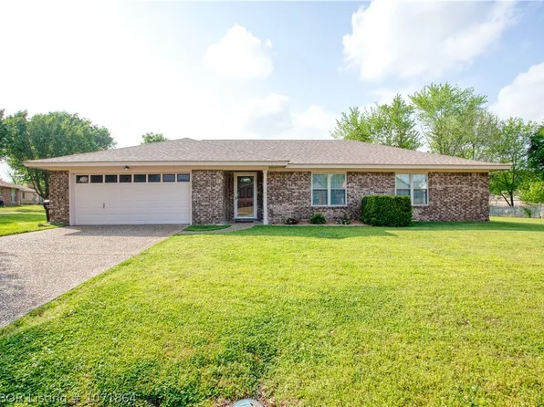 9116 S 30th St, Fort Smith, AR 72908