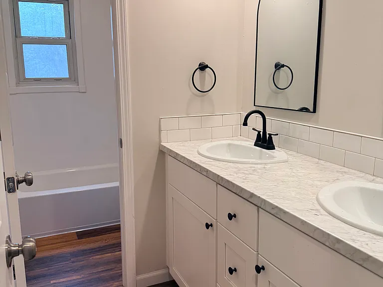 2520 NW Kingsridge Dr — Photo 7