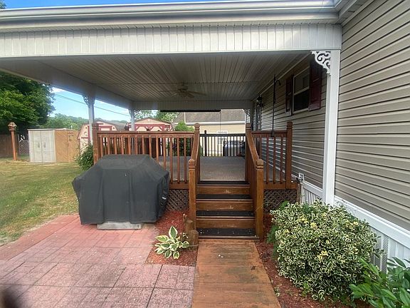 5th image of 27754 Oak Meadow Dr