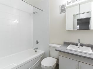 Kew Place, Edmonton, AB T5C 2N5