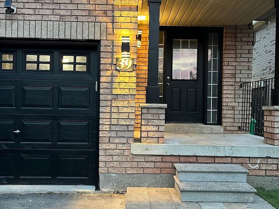 1st image of 39 Manett Cres