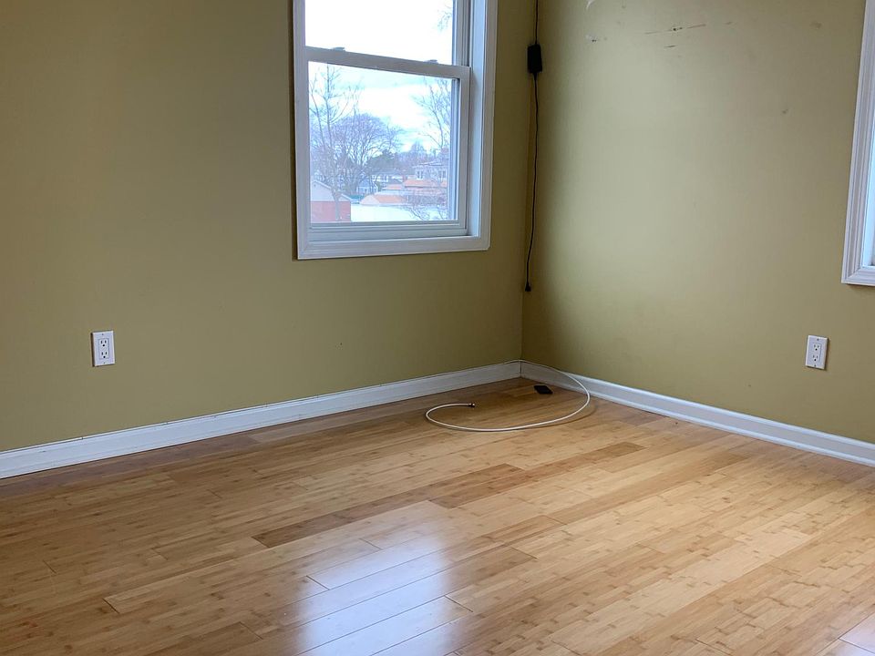 1st image of 16 Lewis St