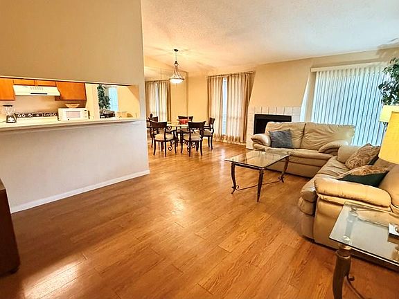 4th image of 4601 Carmen Ave APT 2204