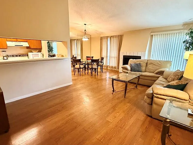 4601 Carmen Ave #2204 — Photo 4