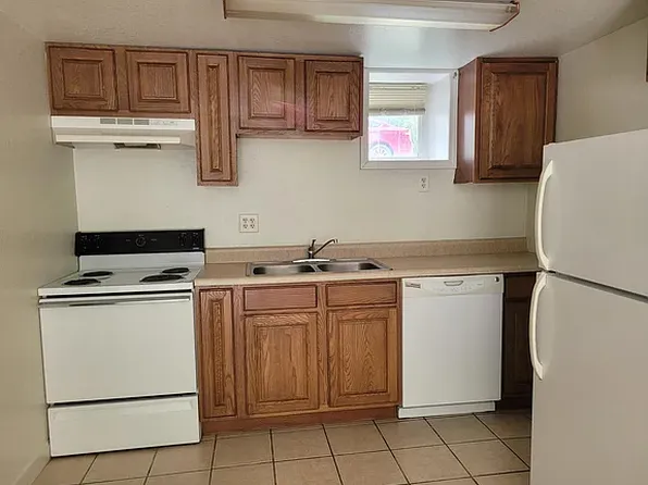 403 W Freeman St, Carbondale, IL