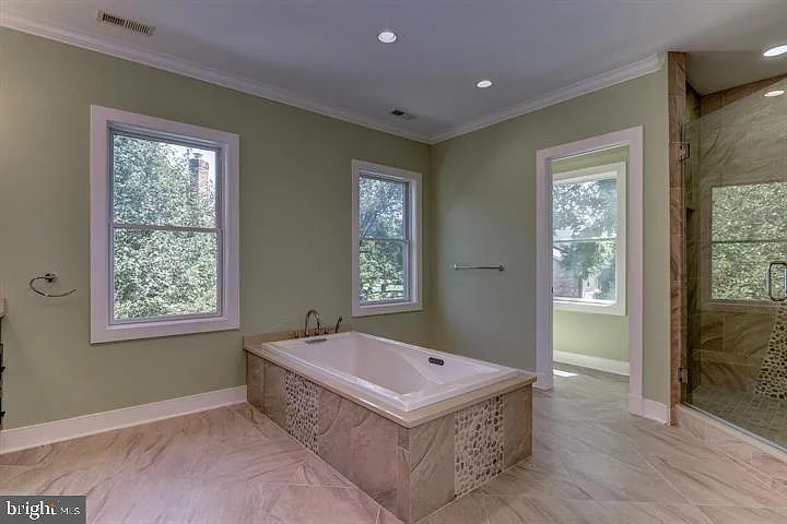9830 River Rd — Photo 29