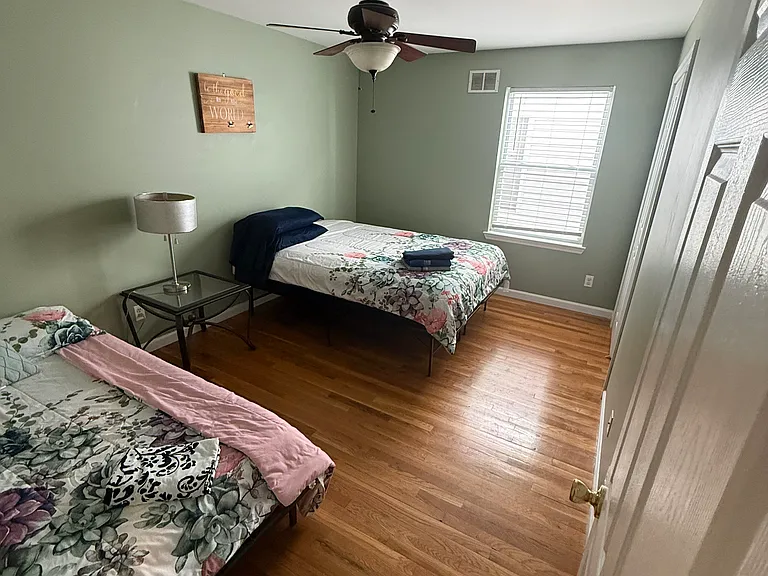 196 Randolph Ave #1 — Photo 9