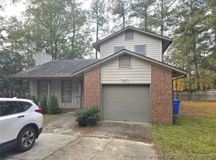 1813 Eichelberger Dr, Fayetteville, NC 28303