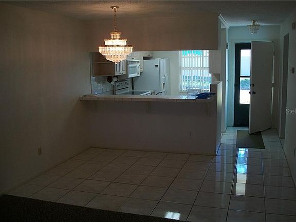 2nd image of 2465 Northside Dr APT 905