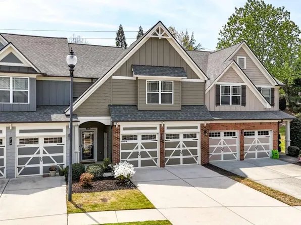 212 Stone Park Dr, Woodstock, GA 30188