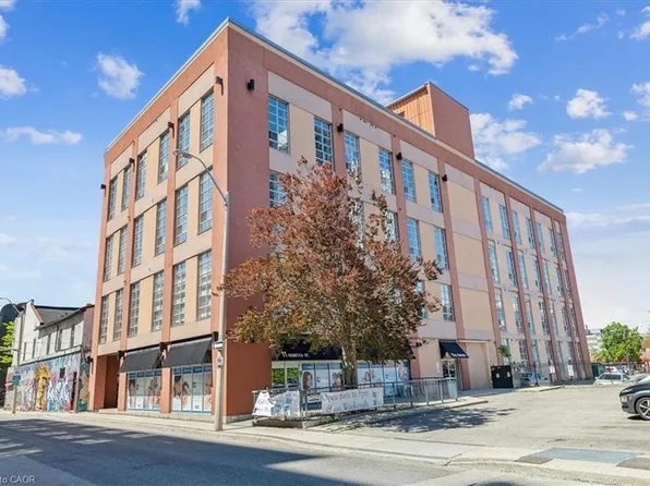 11 Rebecca St #105, Hamilton, ON L8R 3H7