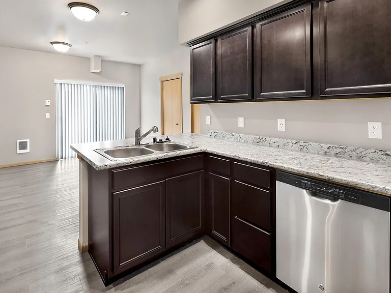 Tremezzo Apartments — Photo 5