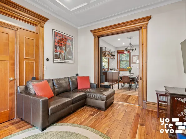 438 37th Street N/A image 2 of 12