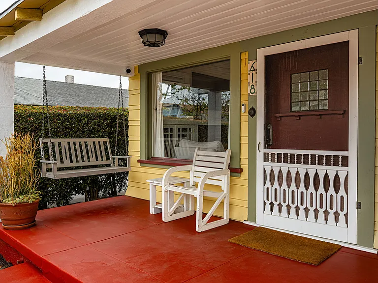 618 Stanley Ave — Photo 4