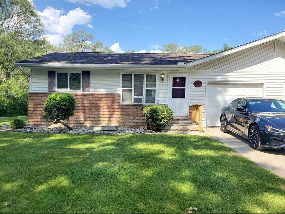 1st image of 1526 Pius Ave