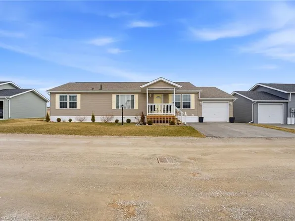 20 Hickory Holw, Nanticoke, ON N0A 1L0