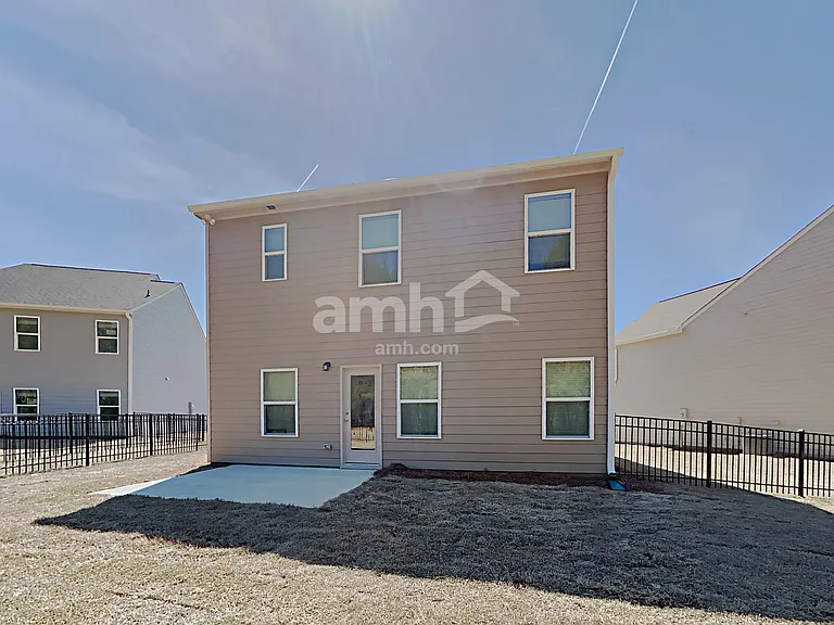 661 Woodall Rd — Photo 17