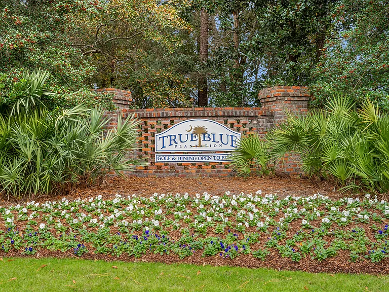 412 Pinehurst Ln #15-7 — Photo 43