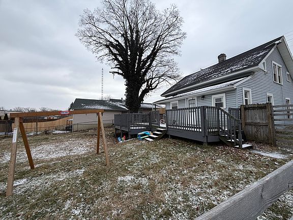 3rd image of 1652 Kenton St