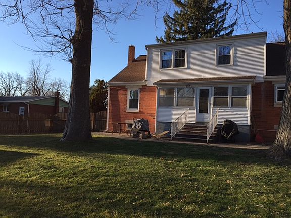 vinyl siding on back