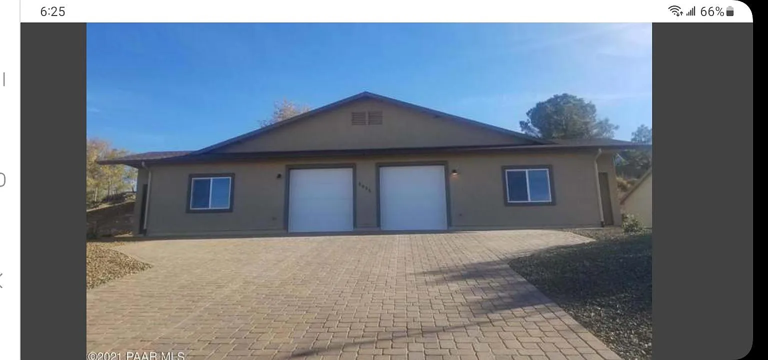 3 bed, 1149 sqft, $1,800 — Photo 2