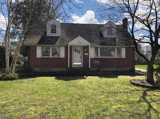 718 4th St, Belvidere, NJ 07823