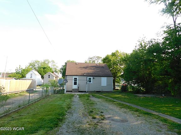 2nd image of 518 E Albert St