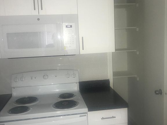 2nd image of 190 SE 12th Ave #7B