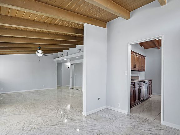 5th image of 16310 Gledhill St