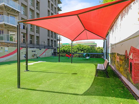 4th image of 234 S Figueroa St #11632