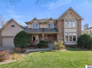2419 Nelsons Creek Dr, Omaha, NE 68116