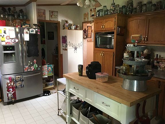 3rd image of 6464 N County Road 200 E
